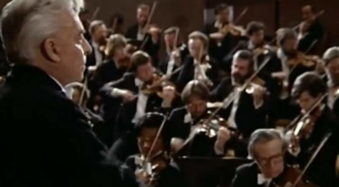 Berlin Philharmonic Orchestra play Beethoven's Symphony No. 1