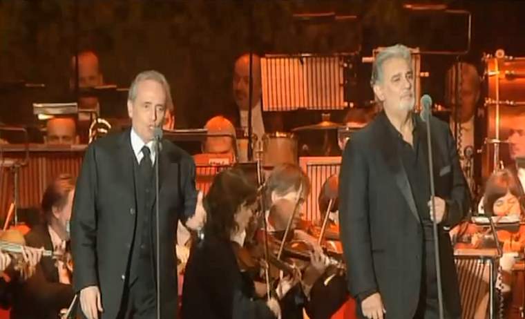 Domingo & Carreras sings "Non Ti Scordar di Me