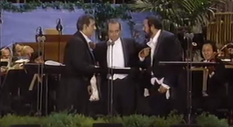 The three tenors sing "'O Sole Mio"