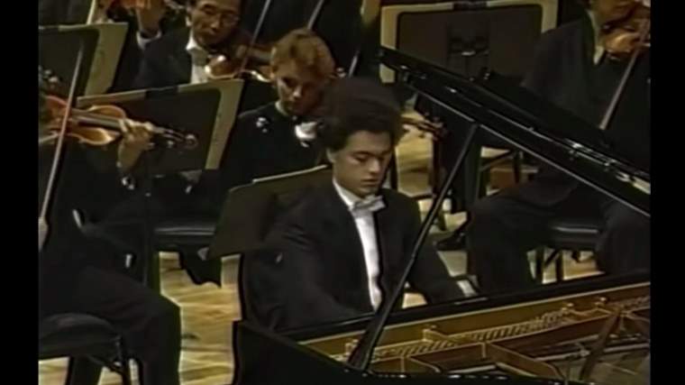 Evgeny Kissin plays Tchaikovsky’s Piano Concerto No. 1