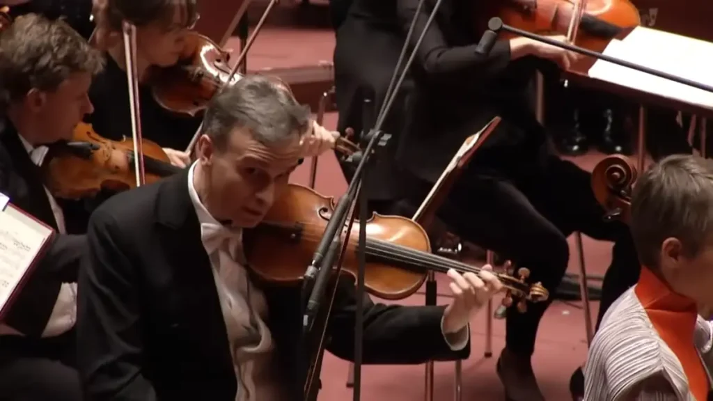 Gil Shaham performing Beethoven Triple Concerto in 2015