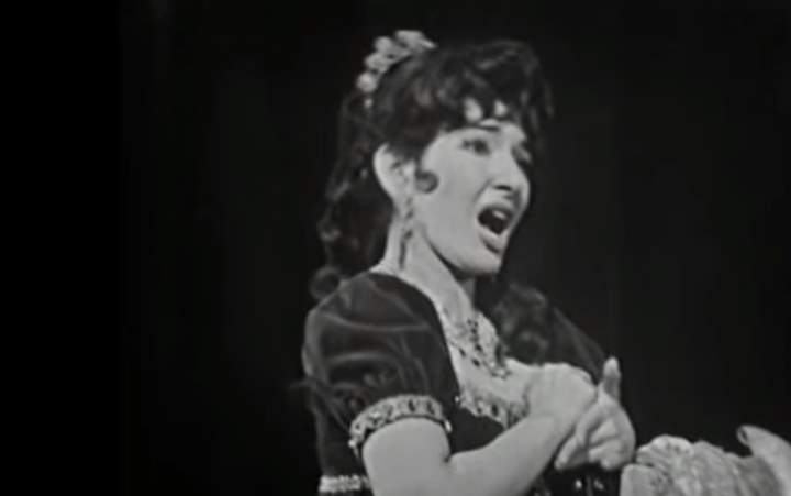 Maria Callas sings "Vissi d'arte"