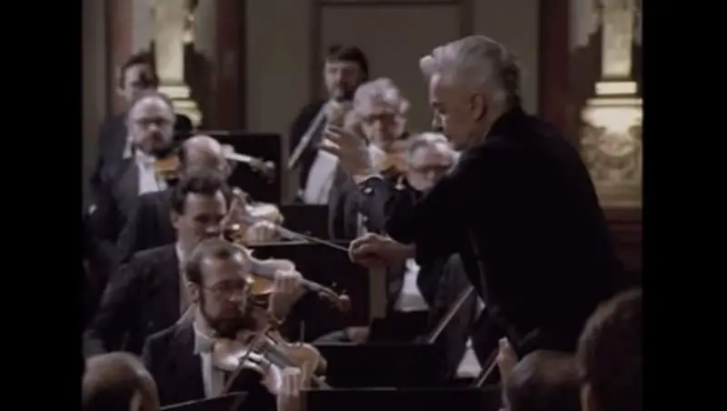 Vienna Philharmonic and Karajan - Tchaikovsky Symphony No. 6