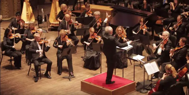 Vancouver Symphony Orchestra performs the Waltz of the Flowers