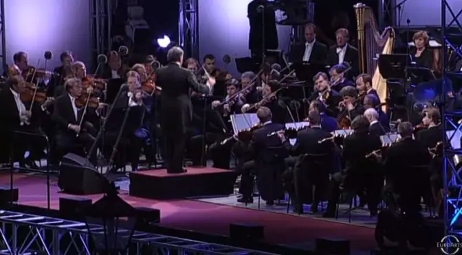 Vienna Philharmonic plays Johann Strauss' Loreley-Rhein-Klänge, Walzer, Op. 154