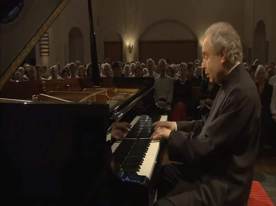 András Schiff plays Johann Sebastian Bach's French Suites