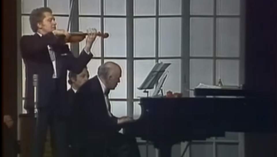 Oleg Kagan and Sviatoslav Richter plays Schubert's Violin Sonata in A Major, D 574