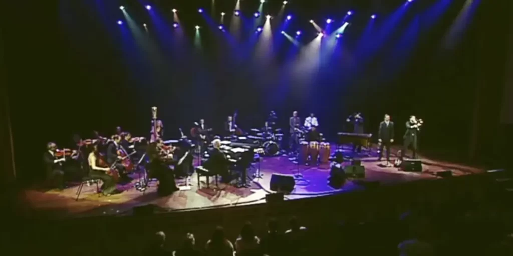 Pink Martini performs Malagueña