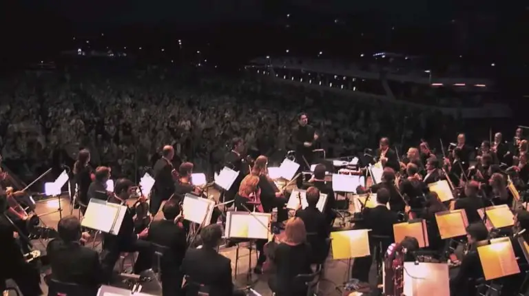 hr-Sinfonieorchester plays Romeo and Juliet (Tchaikovsky)