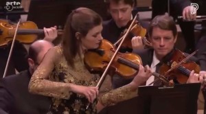 Janine Jansen performs Pyotr Ilyich Tchaikovsky’s Violin Concerto