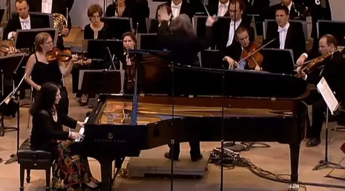 Martha Argerich performs Prokofiev Piano Concerto No. 1