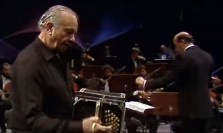 Astor Piazzolla performs Bandoneon concerto