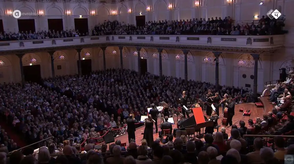 Hofkapelle München performs Johann Sebastian Bach's Brandenburg Concerto No. 4