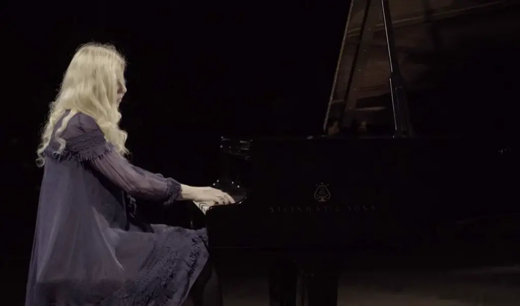 Valentina Lisitsa plays Chopin Ballade No. 1