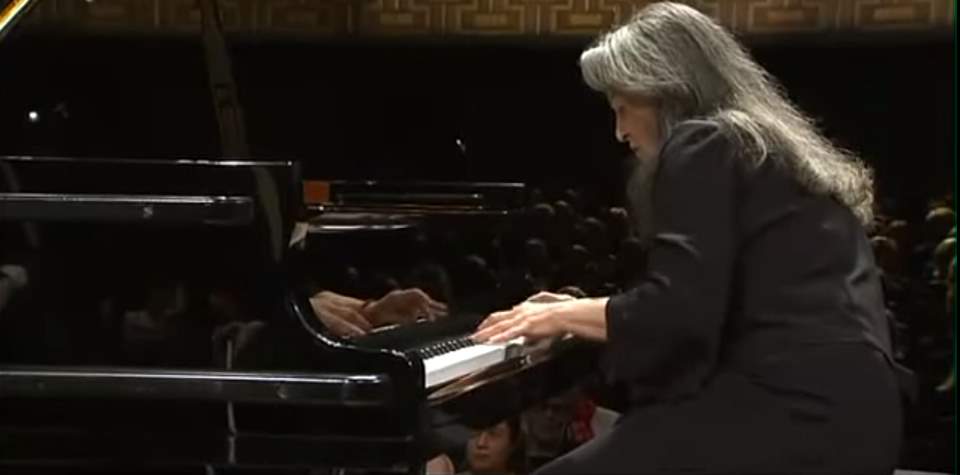 Martha Argerich plays Ravel - Piano Concerto