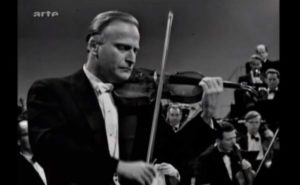 Yehudi Menuhin plays Beethoven - Violin Concerto