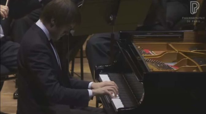 Daniil Trifonov plays Rachmaninoff - Piano Concerto No. 3