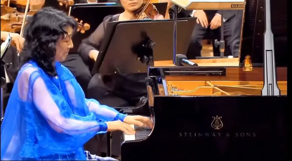 Mitsuko Uchida performs Ludwig van Beethoven’s Piano Concerto No. 3