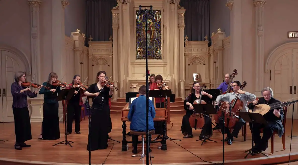 Voices of Music and Cynthia Miller Freivogel perform Vivaldi's "Summer" (L'Estate, RV 315) from the Four Seasons.