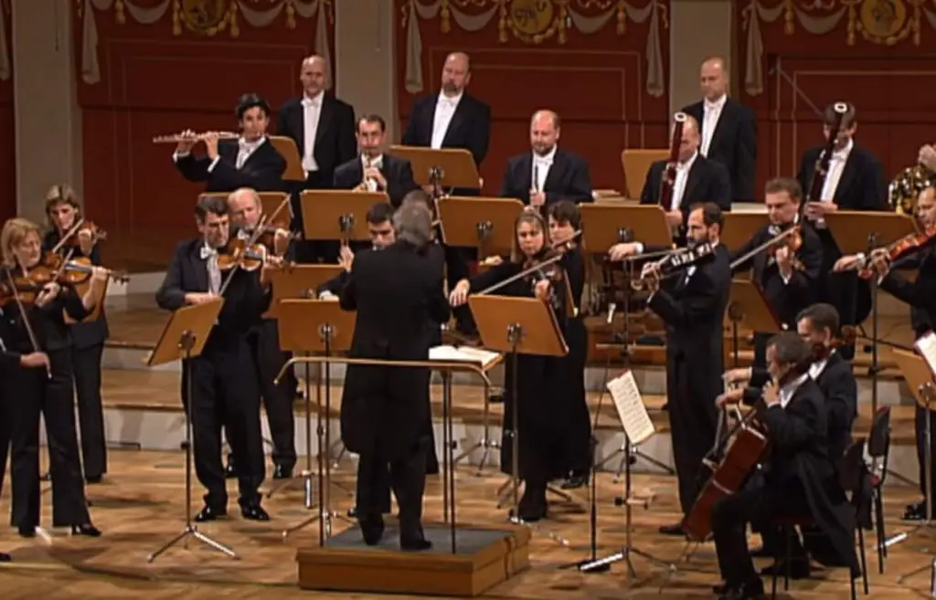 Mozart, Symphony No. 41, Jupiter. Hartmut Haenchen & Carl Philipp Emanuel Bach Chamber Orchestra
