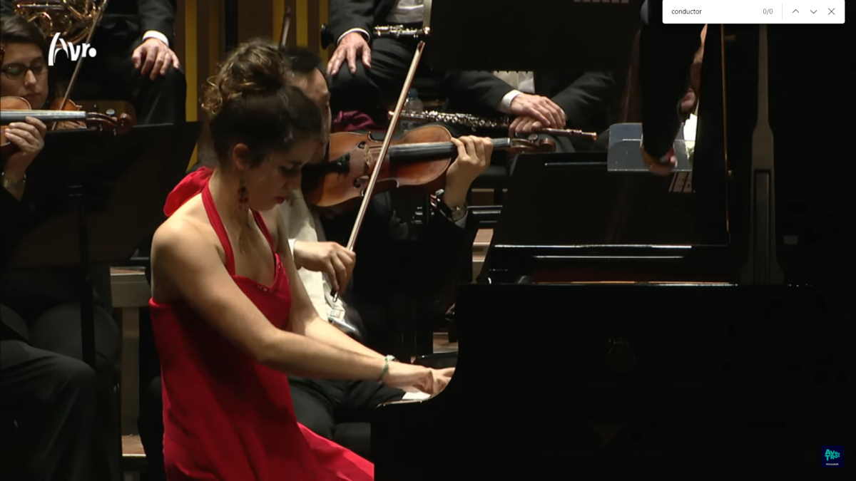 Rosalía Gómez Lasheras performs Chopin Piano Concerto No. 2
