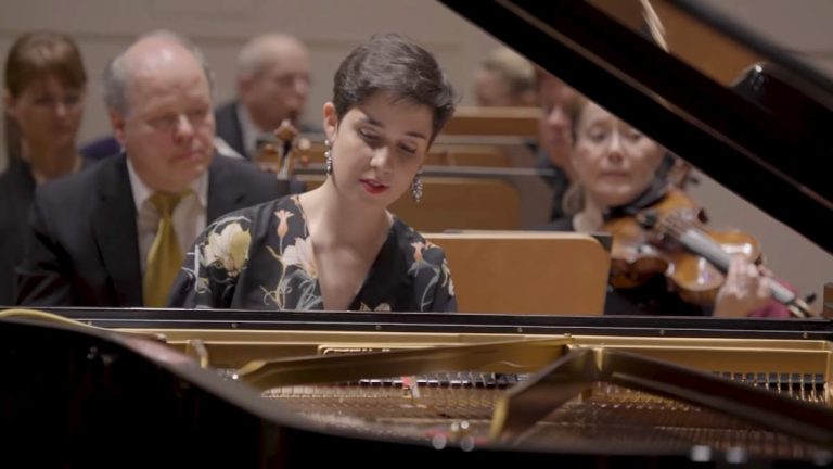 Rosalía Gómez Lasheras performs Beethoven Piano Concerto No. 5 Emperor