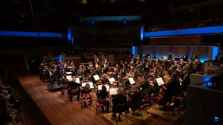 Conducted by Lorenzo Viotti, the Netherlands Philharmonic Orchestra performs Tchaikovsky The Tempest