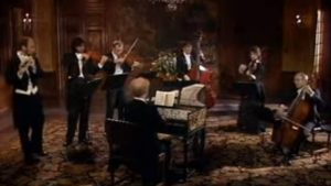 Bach: Rondeau from the Orchestral Suite No. 2 [Amsterdam Baroque Orchestra, Ton Koopman]