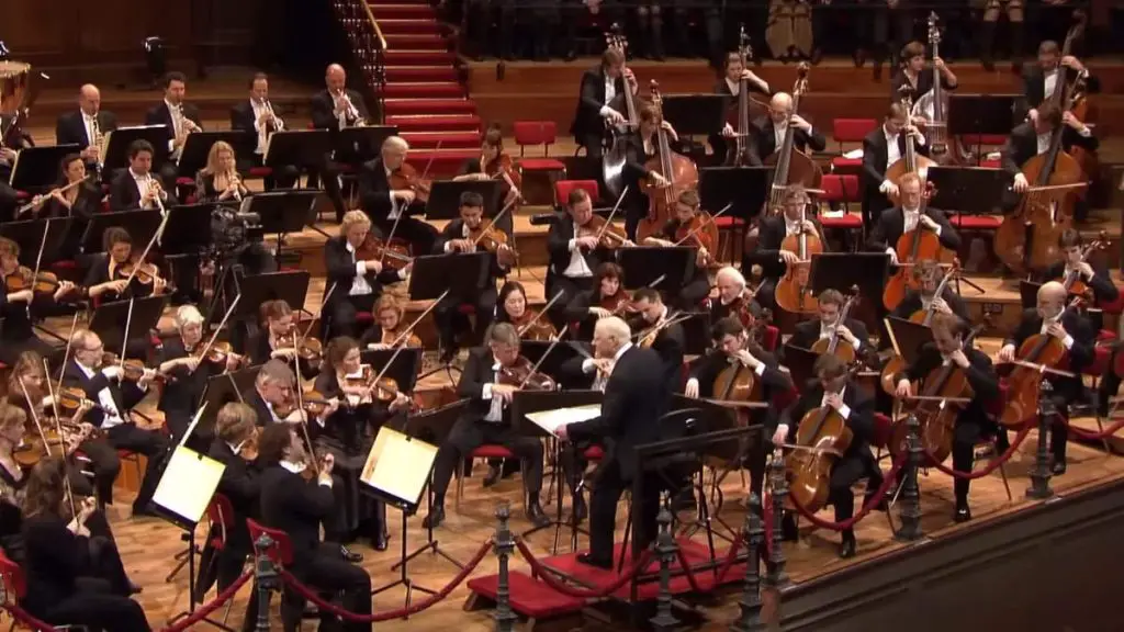 Conducted by Bernard Haitink, the Royal Concertgebouw Orchestra performs Beethoven Symphony No. 7 in A major, Op. 92