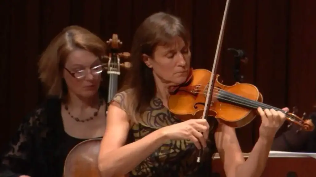 Viktoria Mullova plays Bach Violin Concerto in A minor, BWV 1041