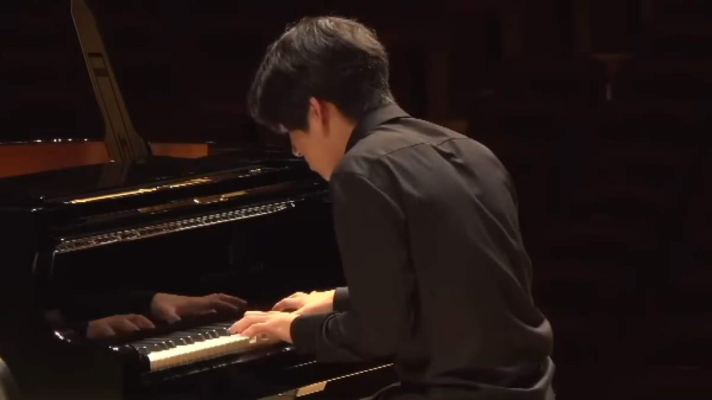 Yunchan Lim plays Chopin 12 Études Op. 25