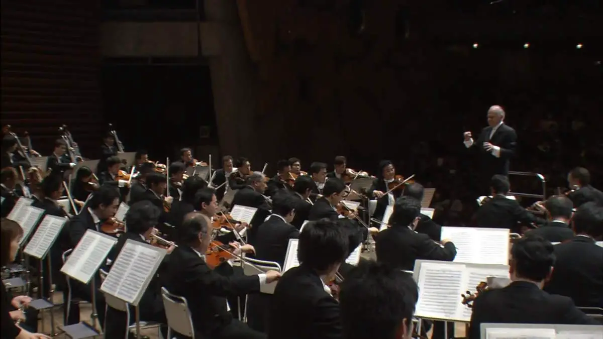 Conducted by Lorin Maazel (1930-2014), the Hiroyuki Iwaki Memorial Orchestra performs Ludwig van Beethoven Symphony No. 7 in A major, Op. 92.