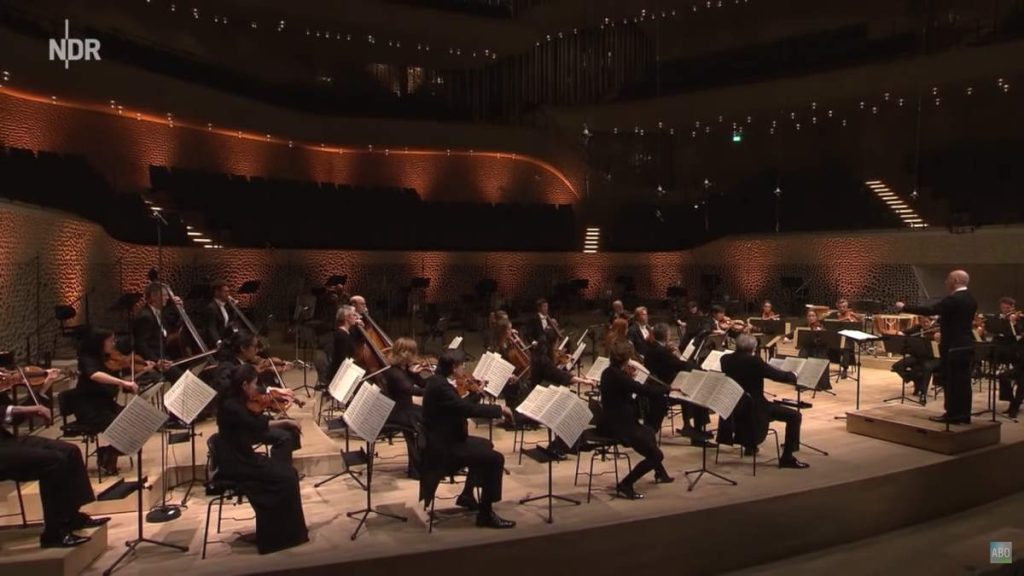 Conducted by Paavo Järvi, the NDR Elbphilharmonie Orchestra performs Tchaikovsky Serenade for Strings