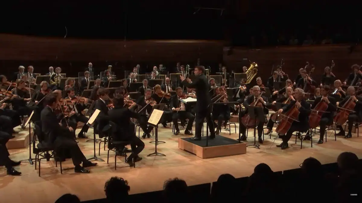 Conducted by Pietari Inkine, the Philharmonique de Radio France performs Nikolai Rimsky-Korsakov Scheherazade