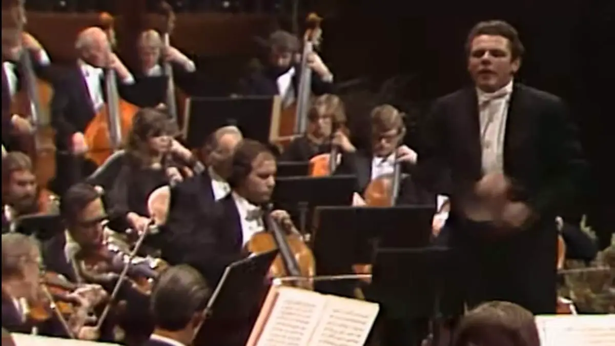 Conducted by Mariss Jansons, the Oslo Philharmonic performs Tchaikovsky Symphony No. 4