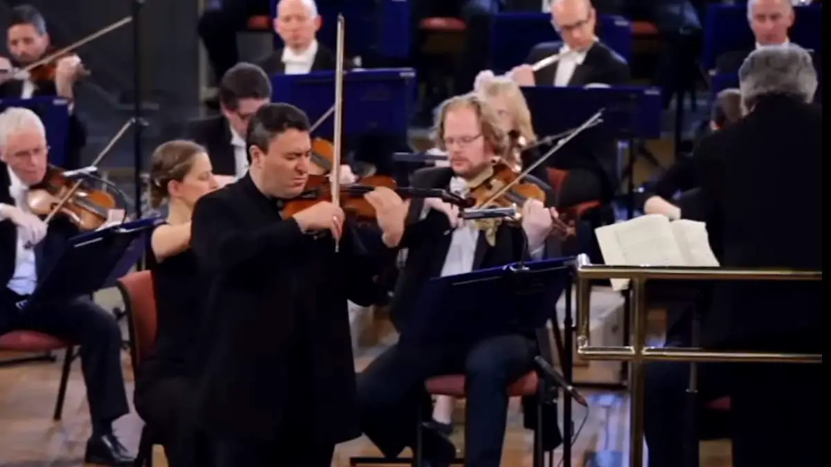 Maxim Vengerov performs Tchaikovsky Violin Concerto, 2014