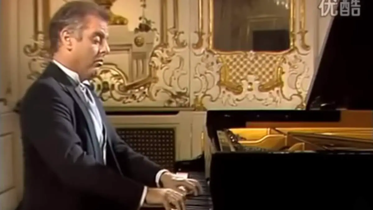 Daniel Barenboim plays Mozart Piano Sonata No. 16