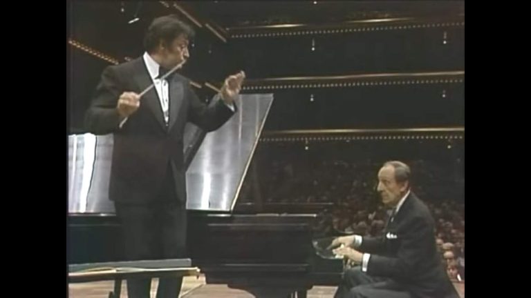 Vladimir Horowitz plays Sergei Rachmaninoff Piano Concerto No. 3
